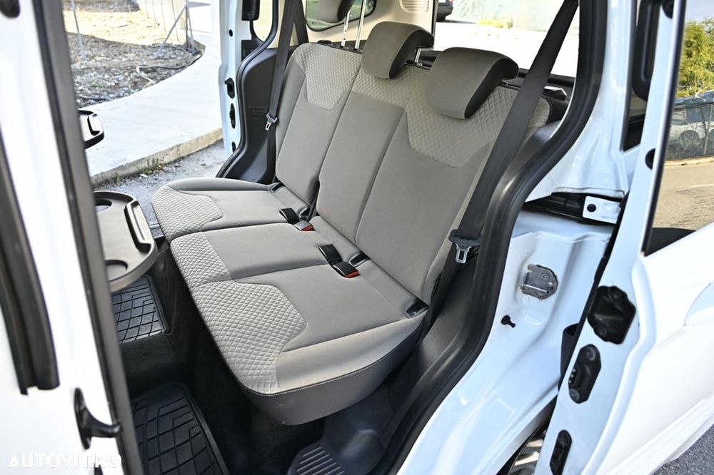 Ford Tourneo Courier 1.5 TDCi Trend - 11