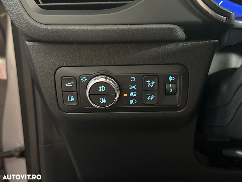 Ford Kuga - 16