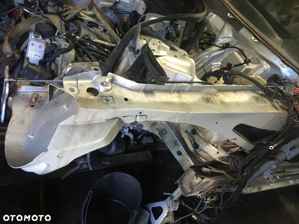 MERCEDES CLS W219 ĆWIARTKA FARTUCH PRAWA PRAWY - 1