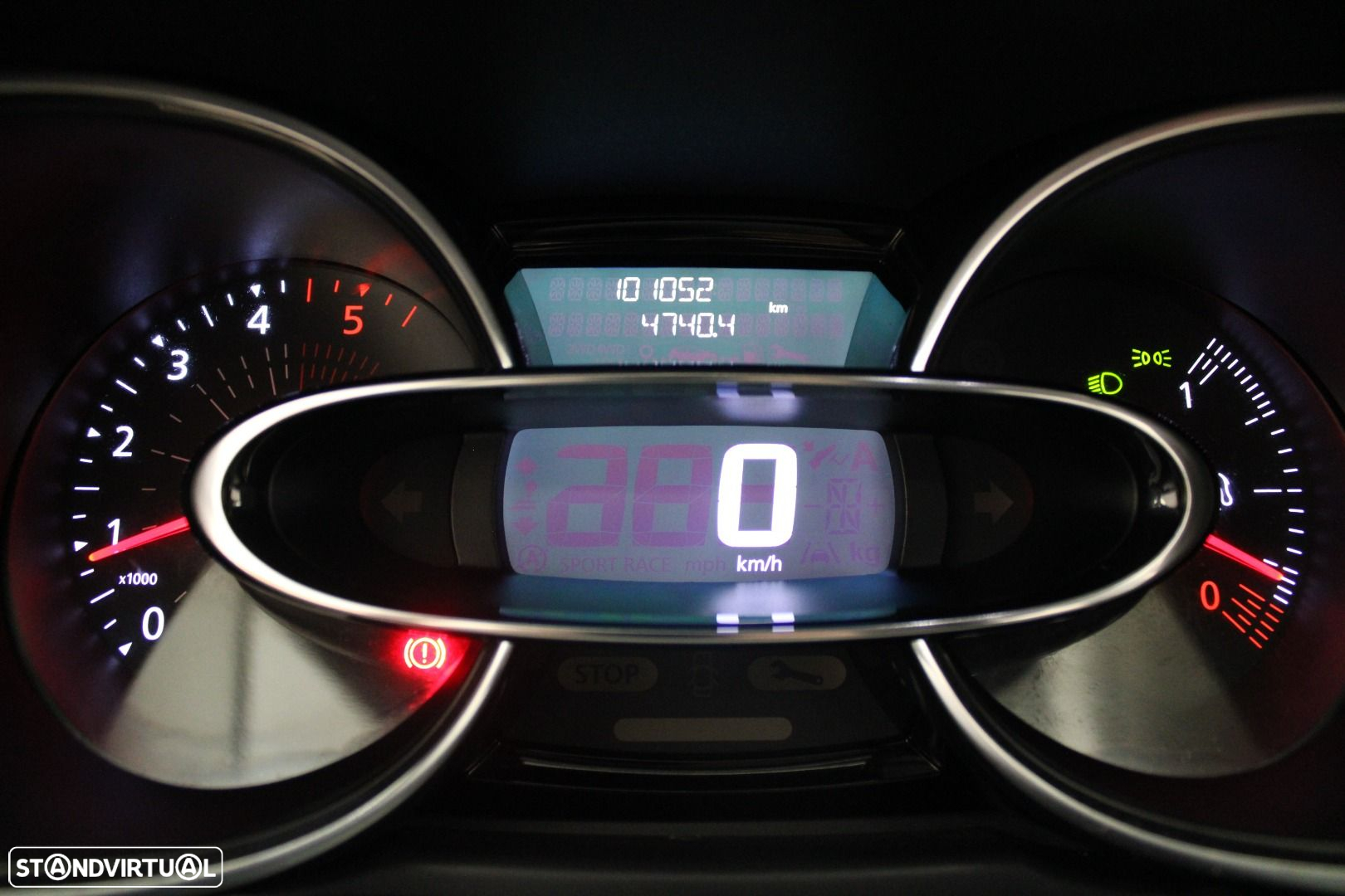 Renault Clio Sport Tourer 1.5 dCi GT Line - 31