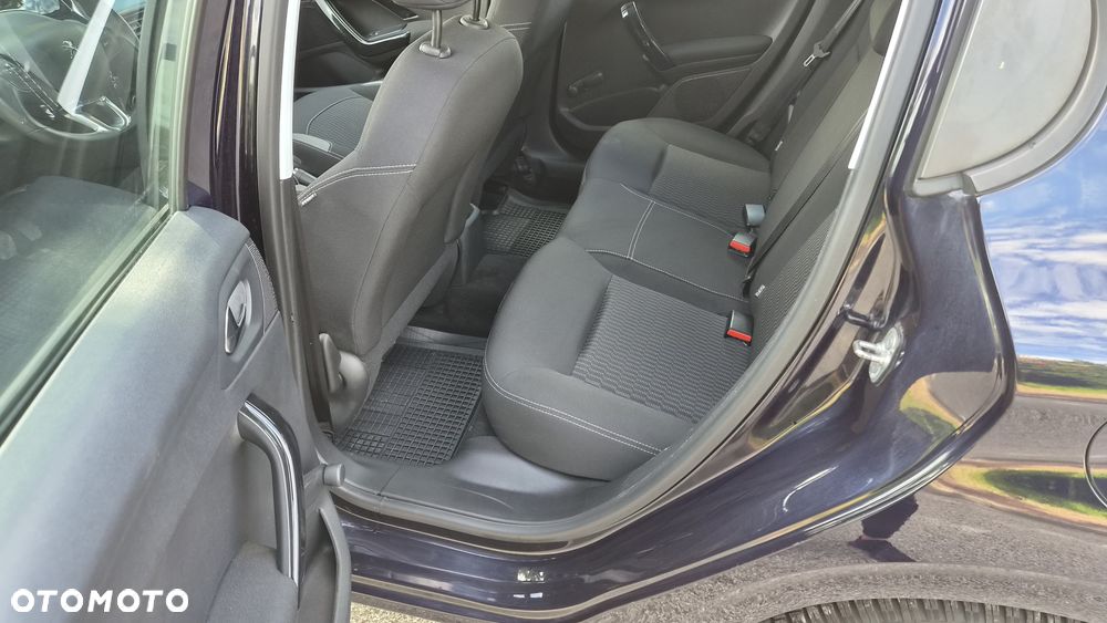 Peugeot 208 82 PureTech Style - 15