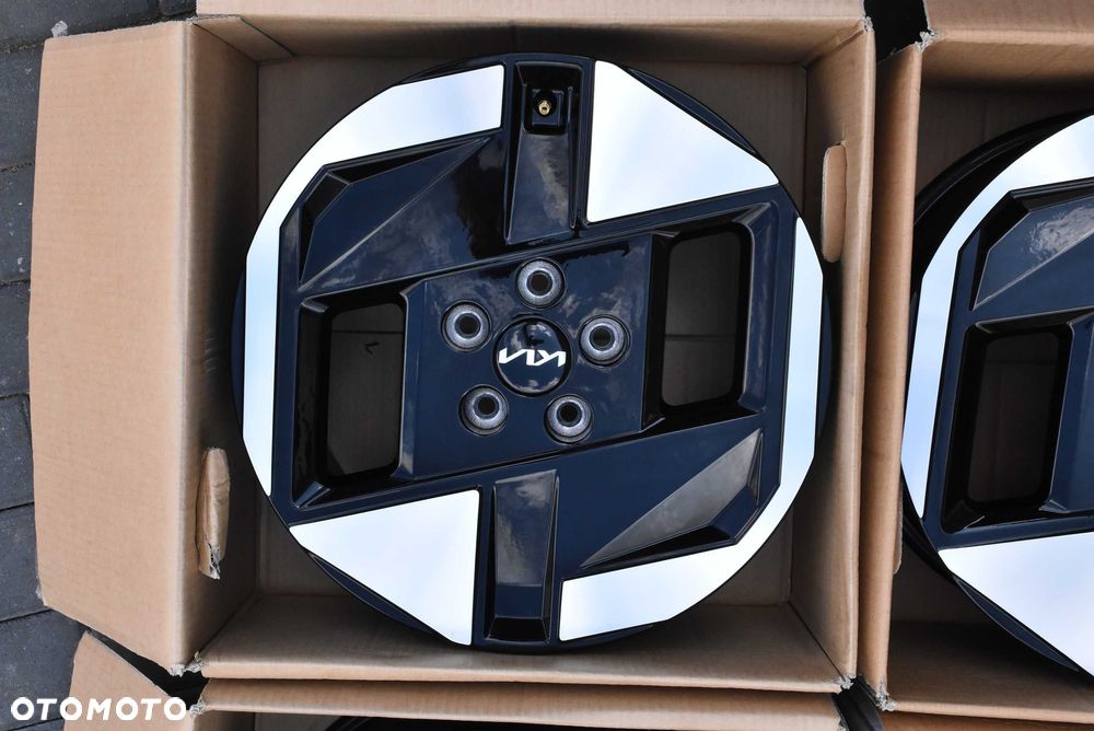 NOWE Felgi OEM Kia EV3 GT LINE 52910-EV100 18" ORYGINAL - 4