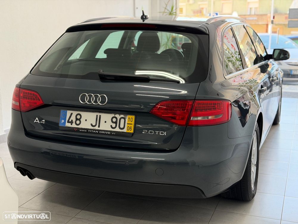 Audi A4 Avant 2.0 TDI Advance - 5