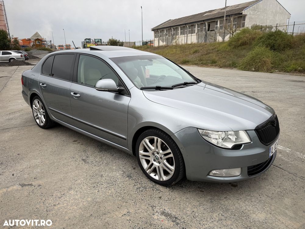 Skoda Superb 2.0 TDI DSG Ambition - 18