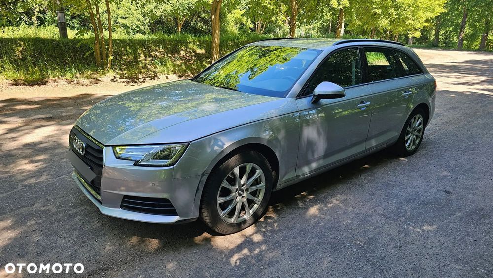 Audi A4 Avant 2.0 TDI Quattro Design S tronic - 2