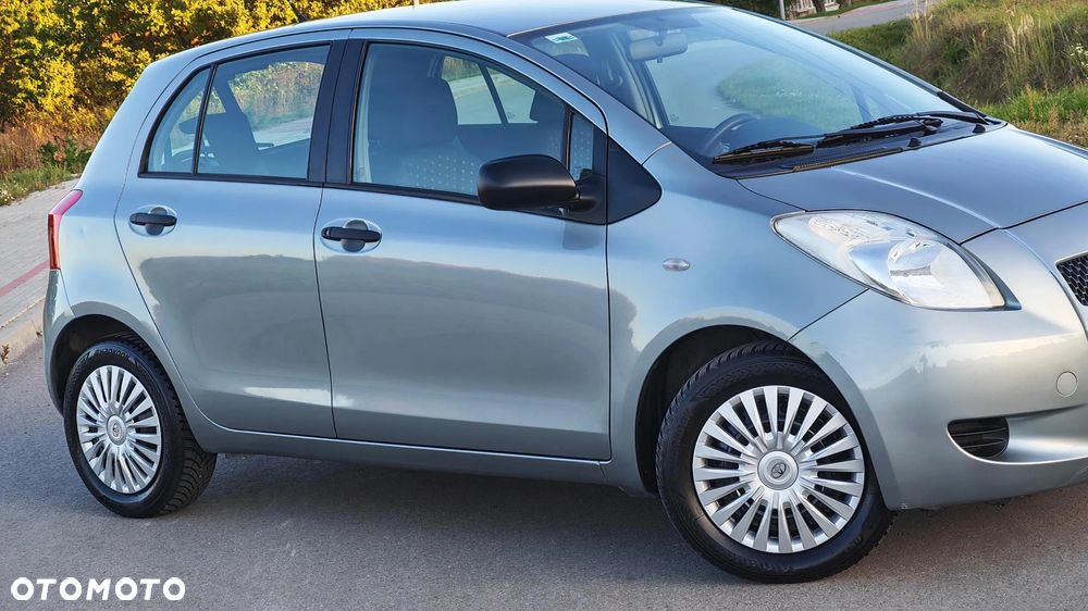 Toyota Yaris 1.0 VVT-i Sol - 17