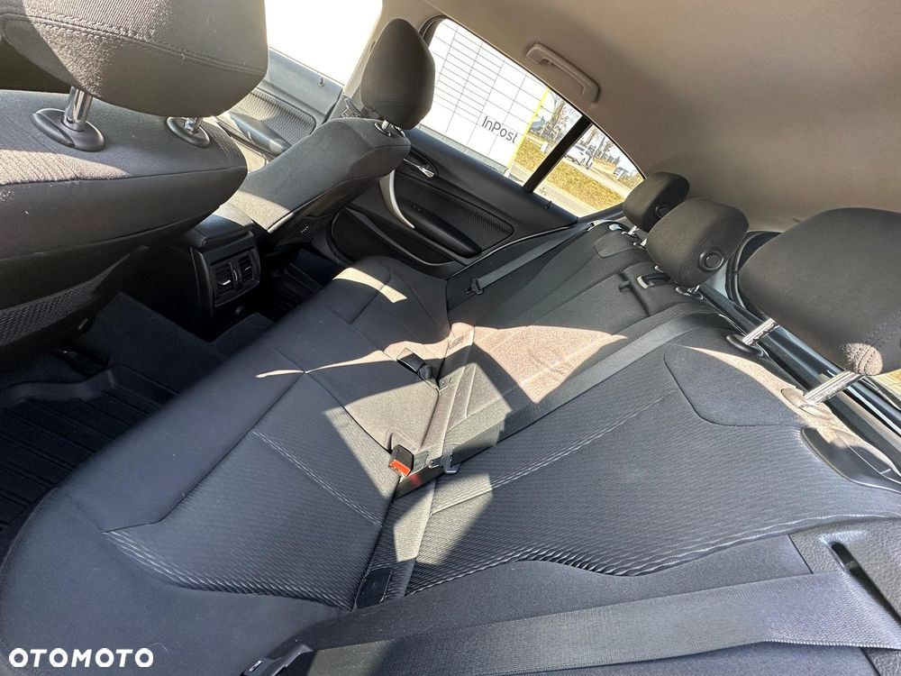 BMW Seria 1 118d - 8
