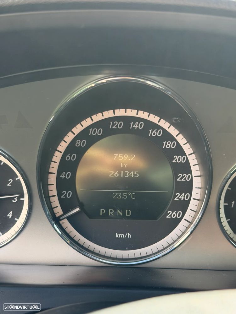 Mercedes-Benz E 350 CDi Avantgarde BlueEfficiency Auto - 14