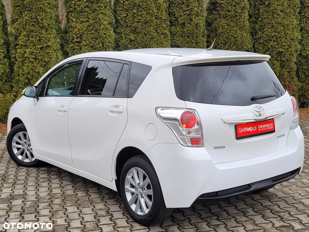 Toyota Verso 1.6 - 18