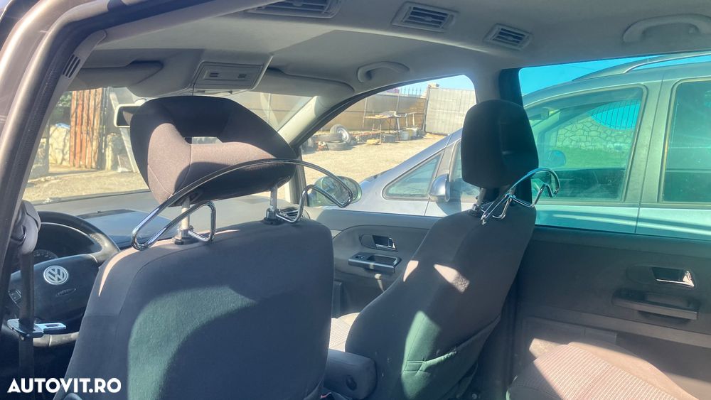 Volkswagen Sharan - 12