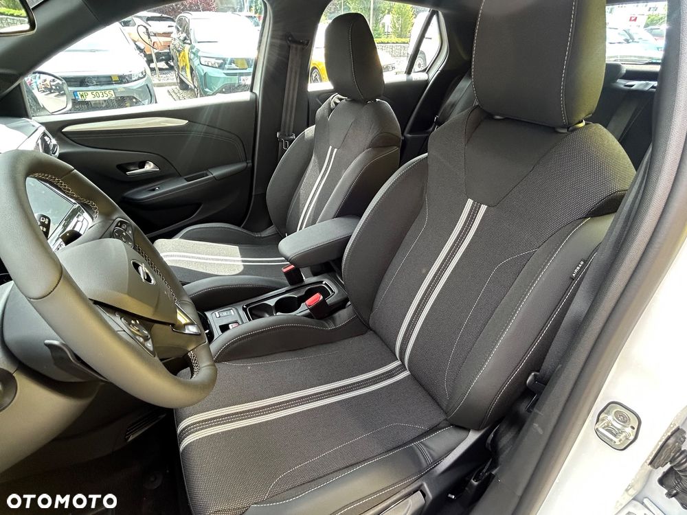 Opel Corsa 1.2 T mHEV GS eDCT - 15