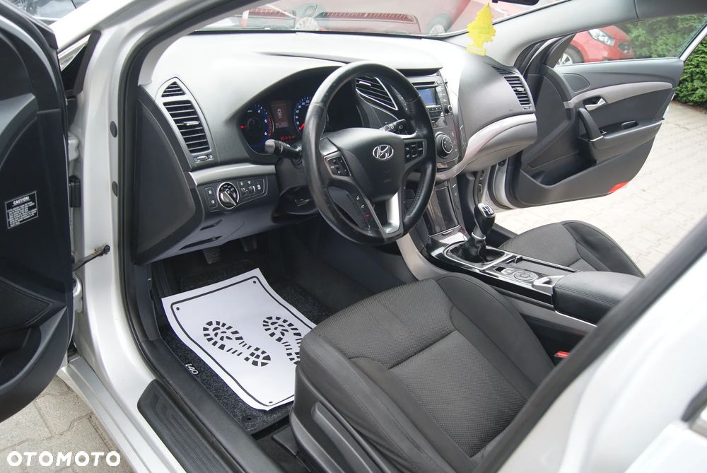 Hyundai i40 Kombi blue 1.7 CRDi Premium - 22