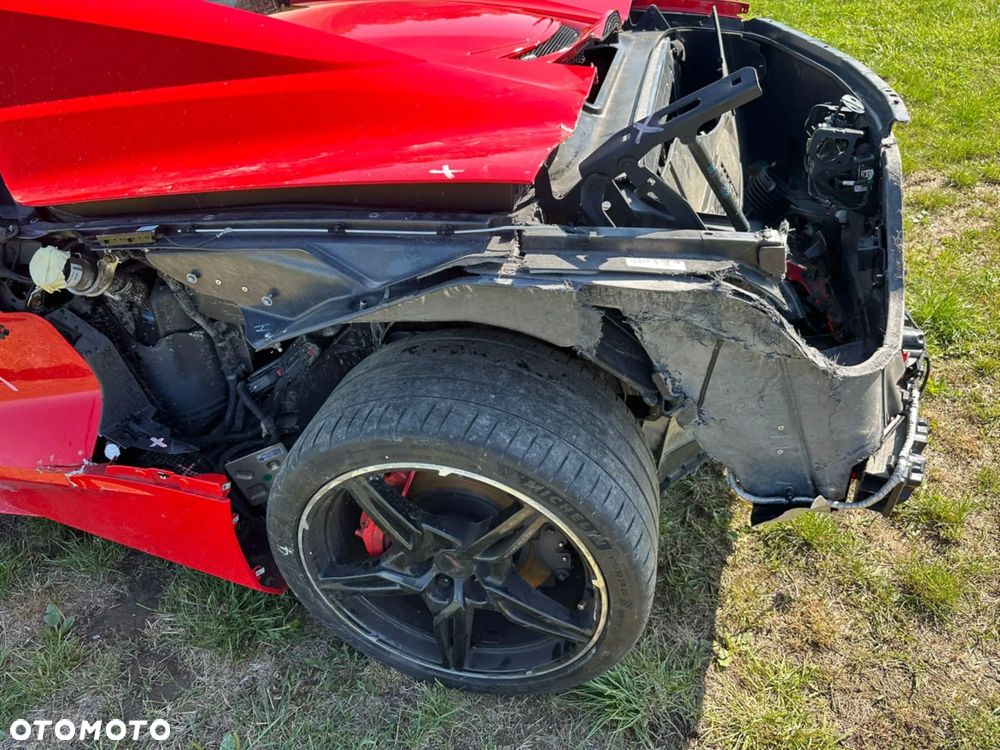 Chevrolet Corvette ver-stingray-cabriolet-3lt-6-2-v8-automatik - 10