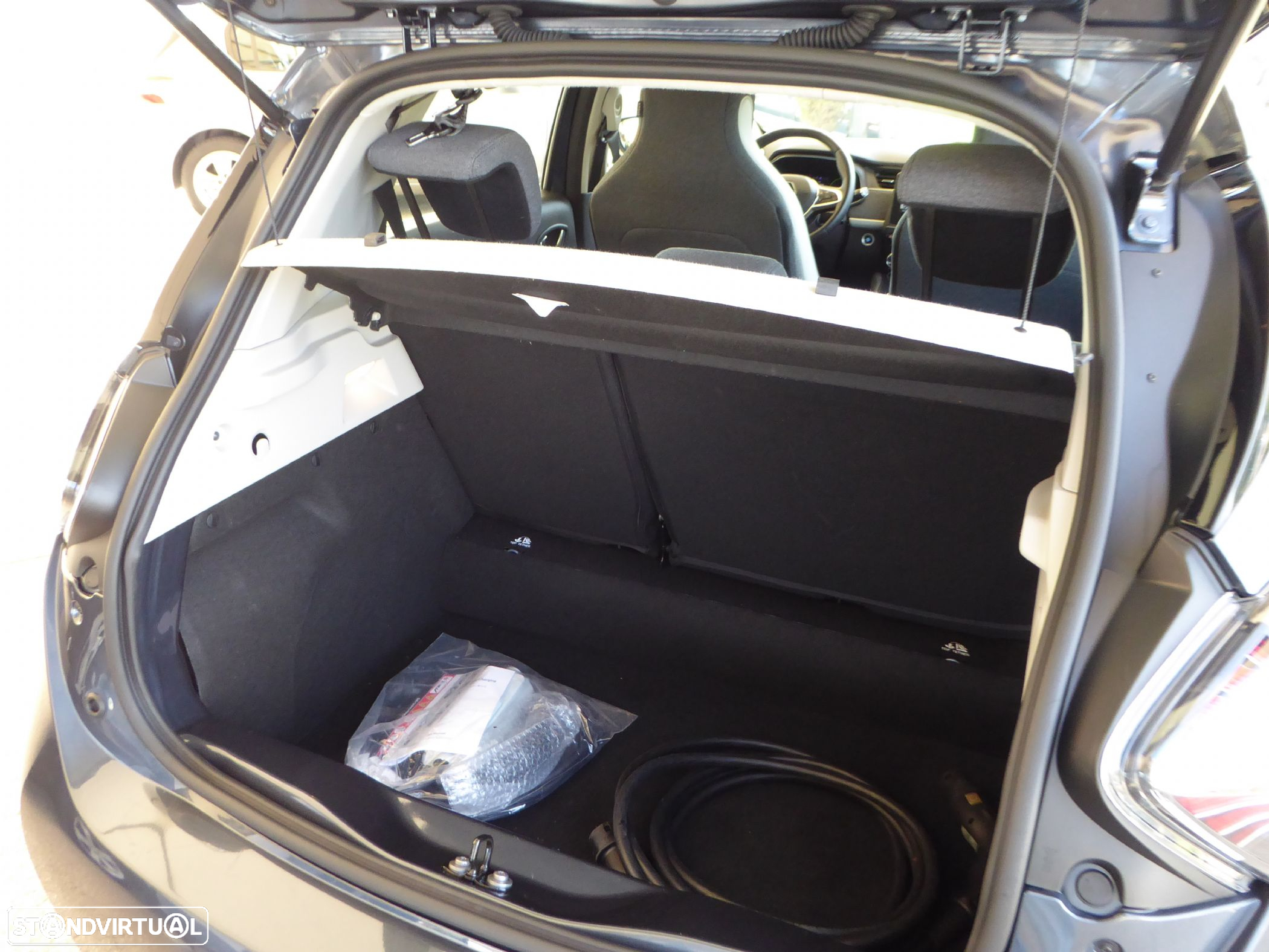 Renault Zoe - 45