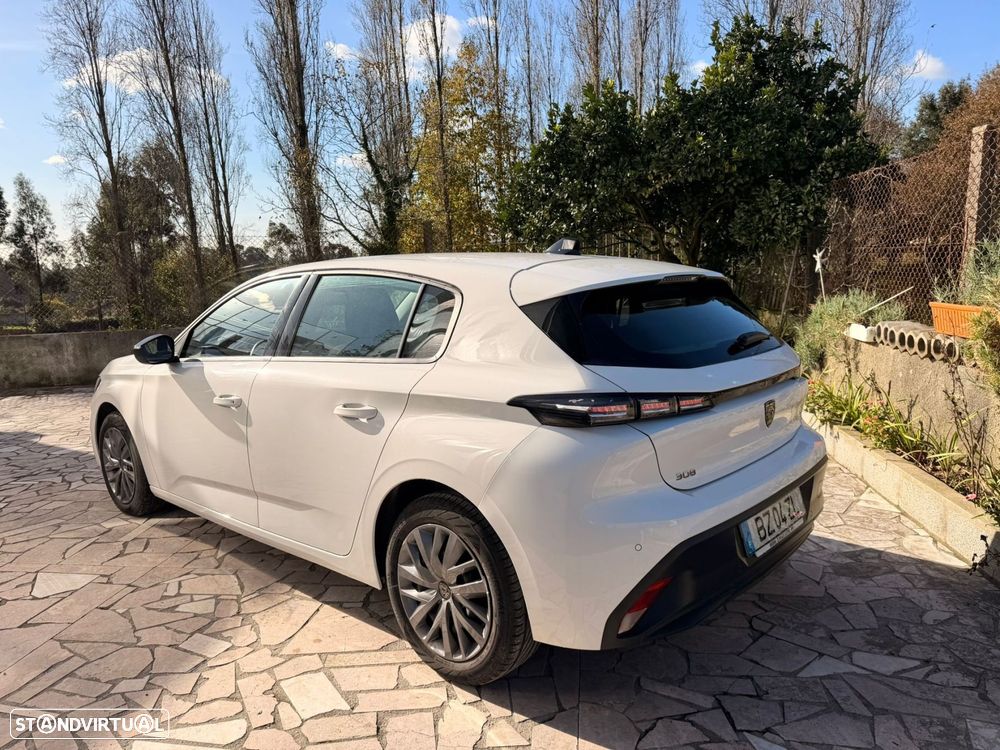 Peugeot 308 1.2 PureTech Allure EAT8 - 33