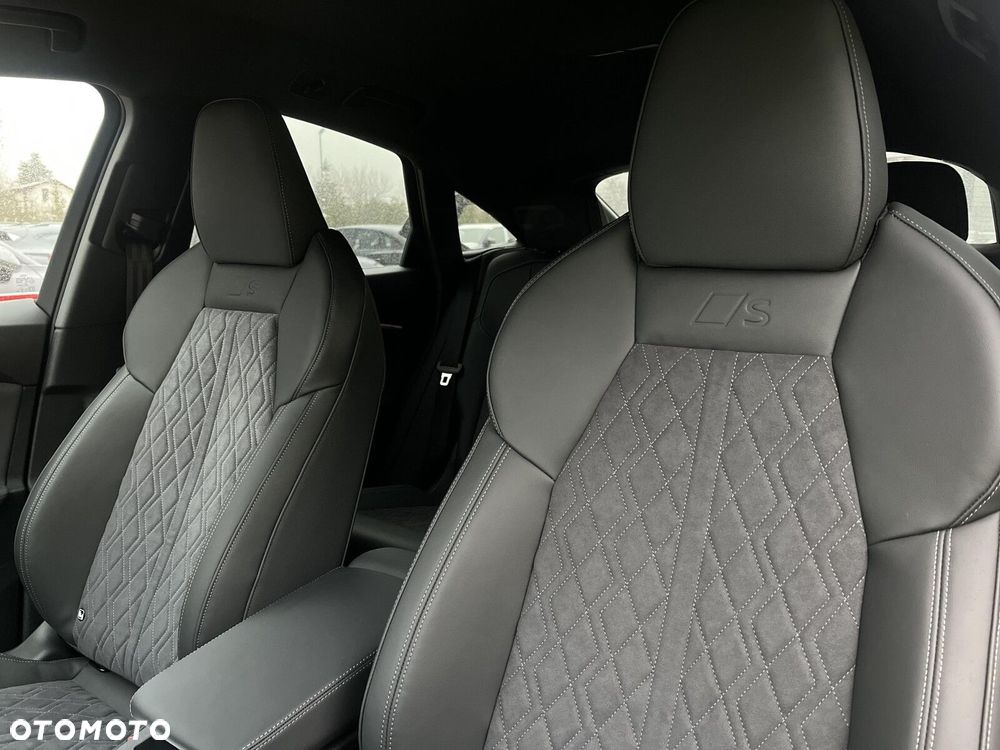 Audi Q5 Sportback - 24