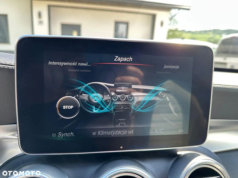 Mercedes-Benz Klasa C 220 (BlueTEC) d T 7G-TRONIC AMG Line - 9