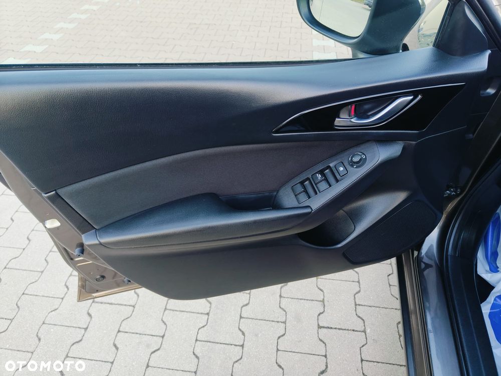 Mazda 3 SKYACTIV-G 120 Urban Limited - 23