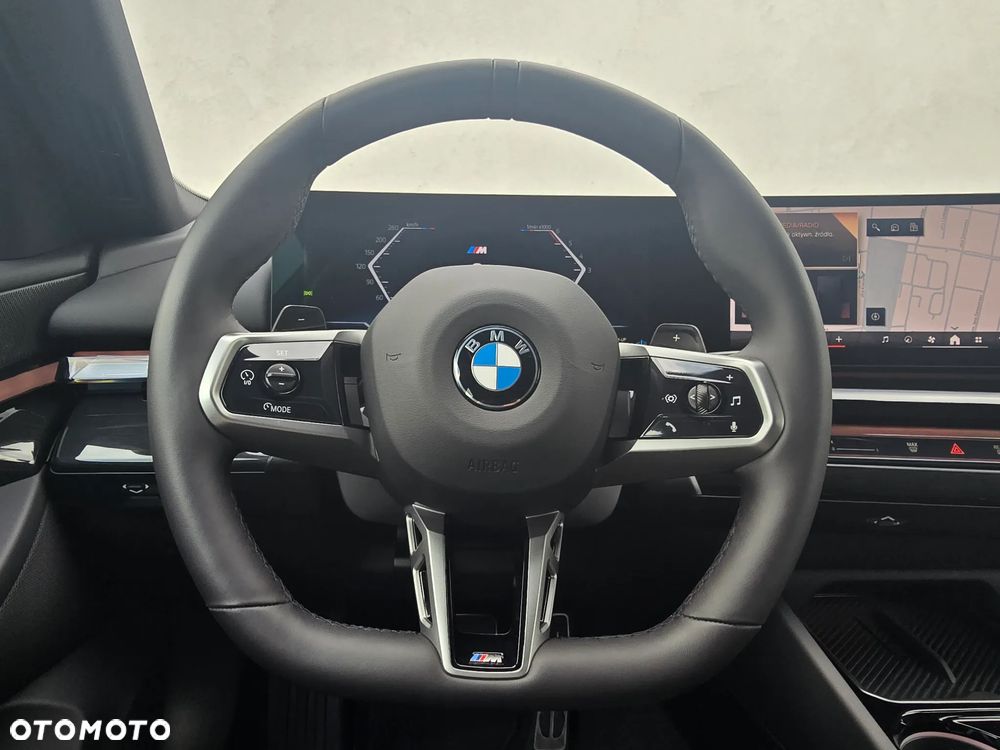BMW Seria 5 520d xDrive mHEV M Sport - 17