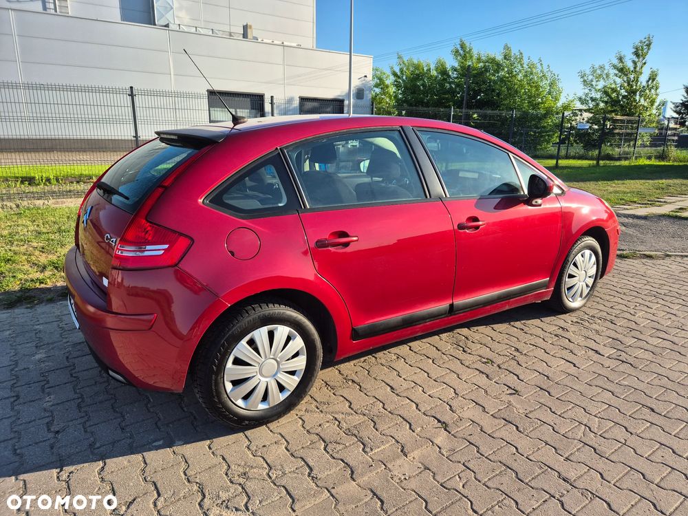 Citroën C4 1.4 16V Impress - 15