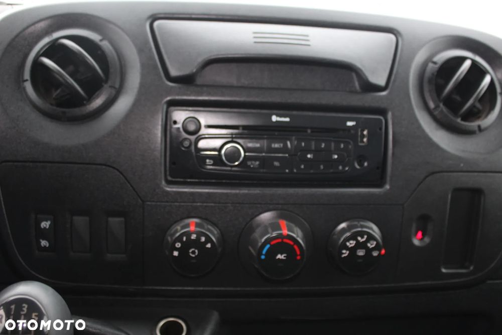 Renault Master - 15