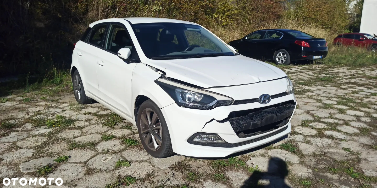 Hyundai i20 1.2 BlueDrive Classic + - 8