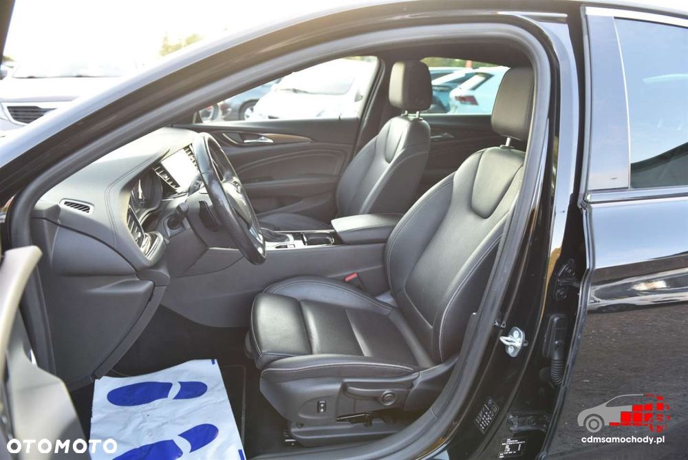 Opel Insignia - 15