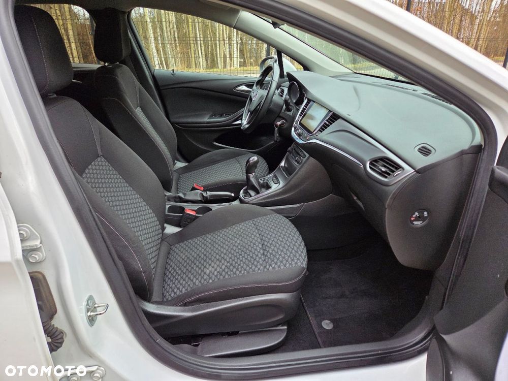 Opel Astra - 20