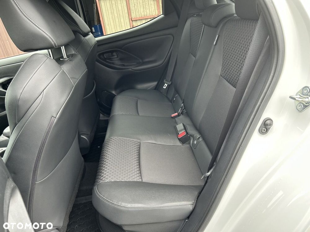Toyota Yaris - 13