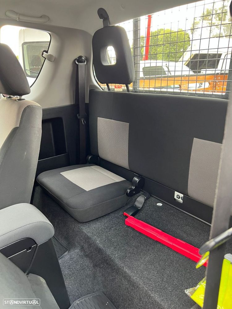 Mitsubishi L200 2.5 DI-D Club Invite AC 3L 4WD - 7