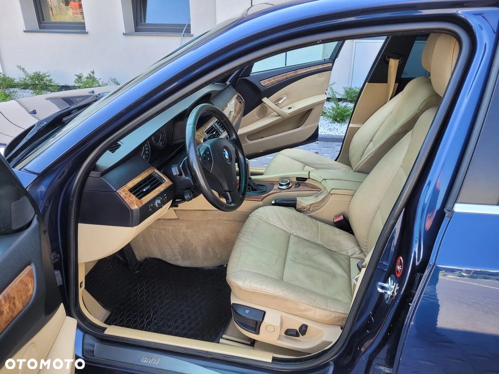 BMW Seria 5 520d - 8