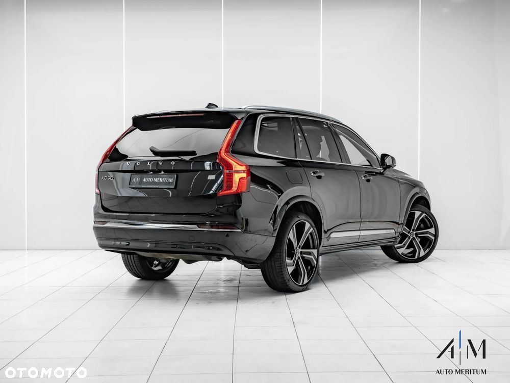Volvo XC 90 T8 AWD Plug-In Hybrid Ultimate Bright 7os - 4
