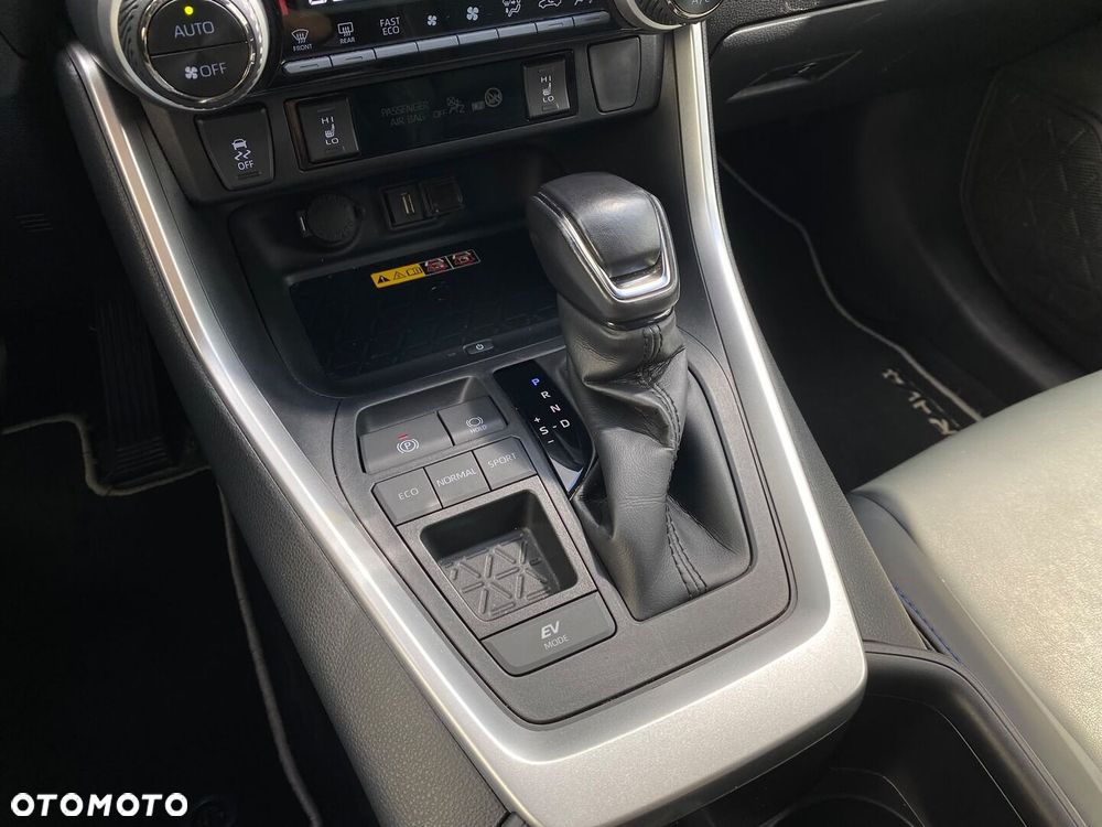 Toyota RAV4 2.5 Hybrid Selection 4x2 - 19