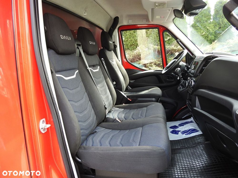 Iveco DAILY 35S18 PLANDEKA 10 PALET WEBASTO KLIMATYZACJA TEMPOMAT LEDY  180KM - 40