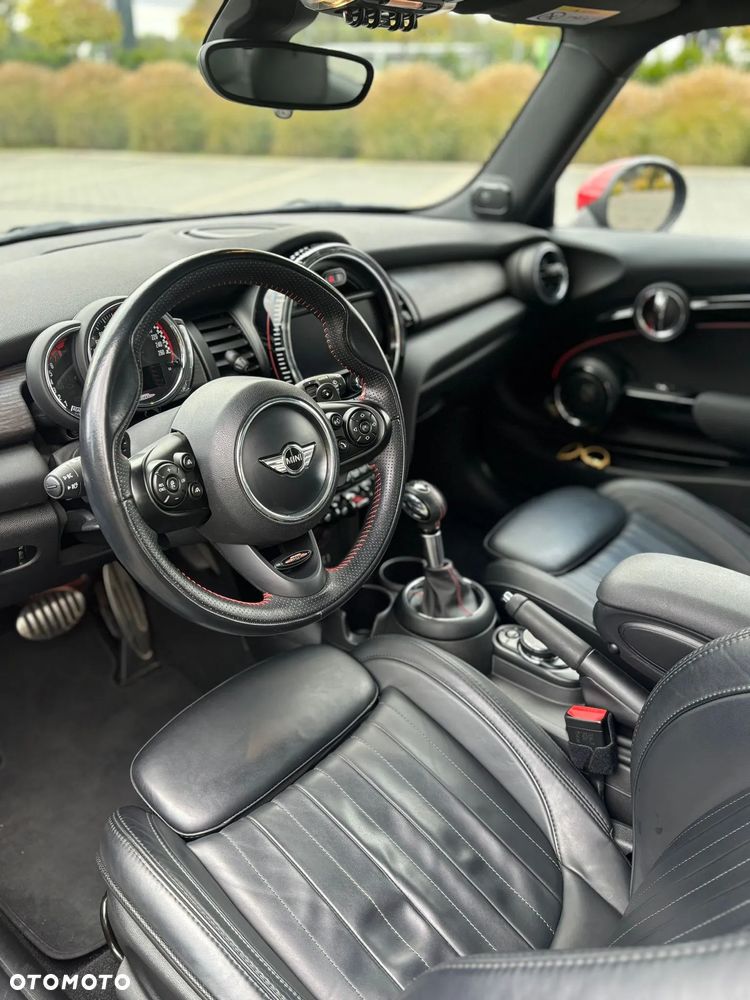 MINI John Cooper Works - 12