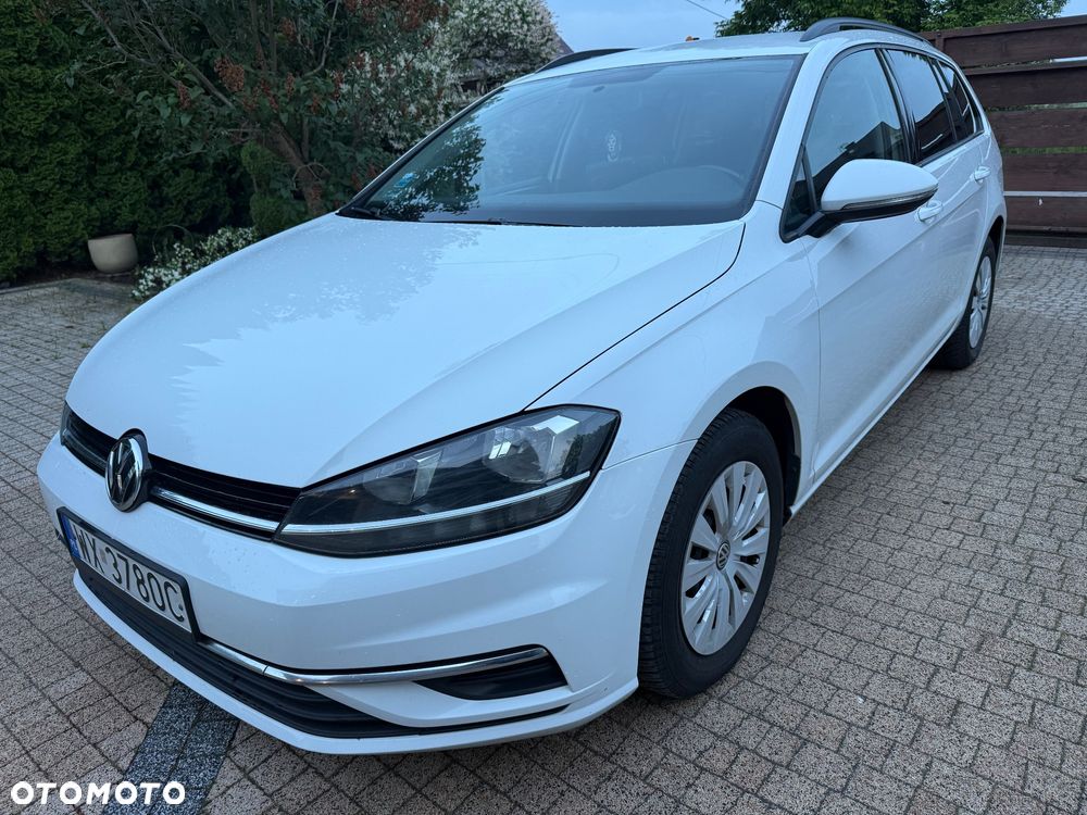 Volkswagen Golf - 25