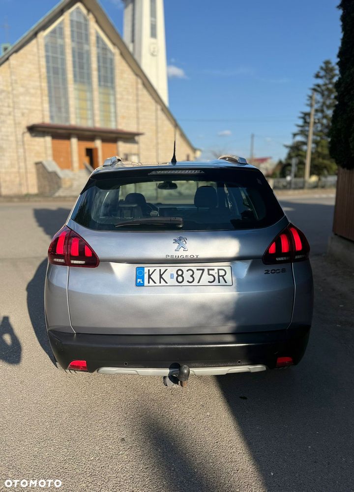 Peugeot 2008 - 5