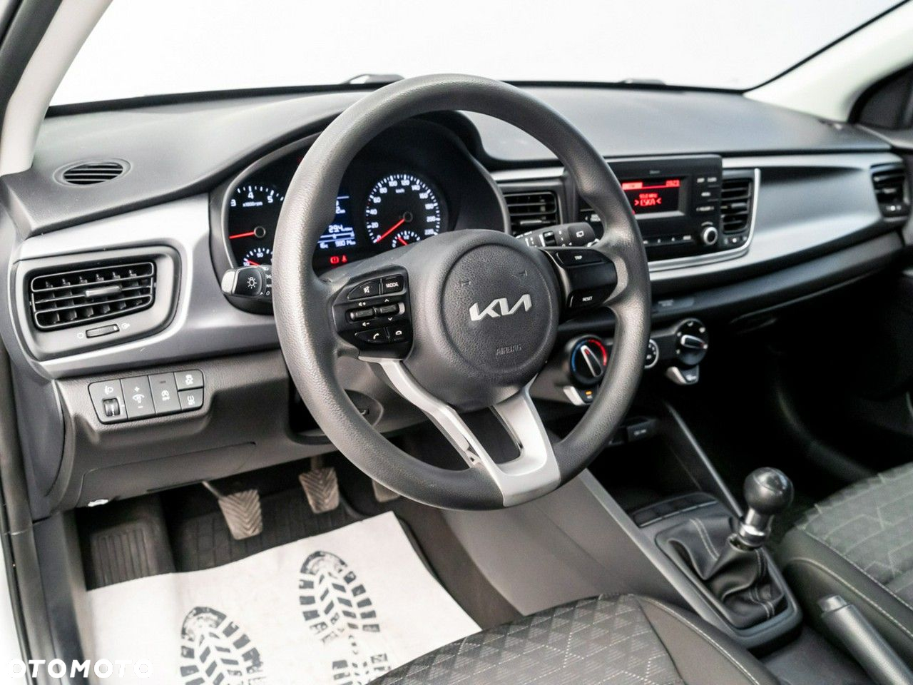 Kia Rio 1.2 M - 22