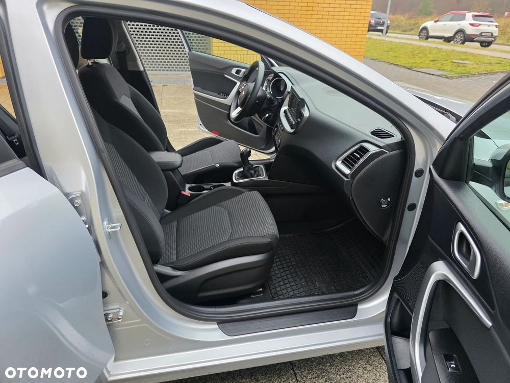 Kia Ceed 1.0 T-GDI S - 10