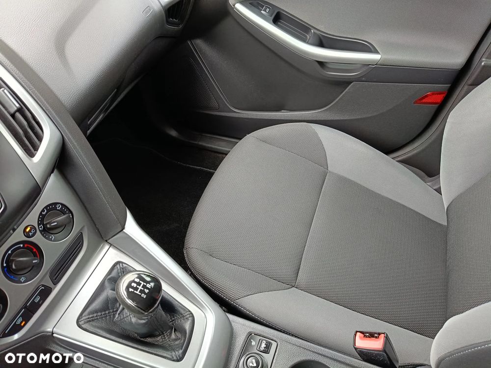 Ford Focus - 20