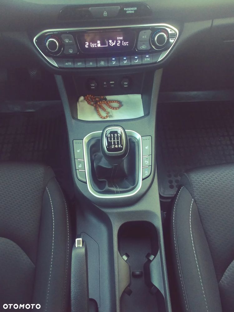 Hyundai i30 1.4 Comfort - 17