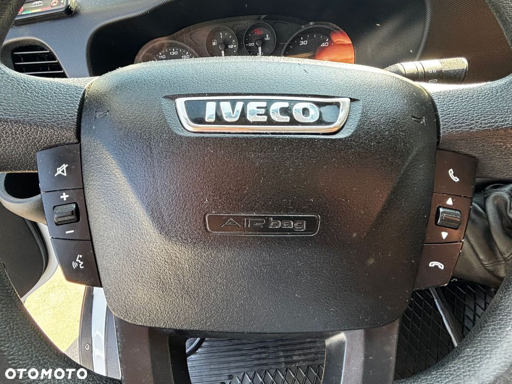 Iveco Daily 35C15 Chłodnia Mroźnia z windą 750 kg 3.0 HPI - 14