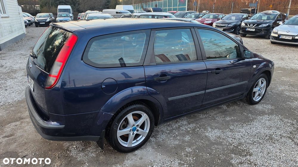 Ford Focus SW 1.6 TDCi Trend + - 24