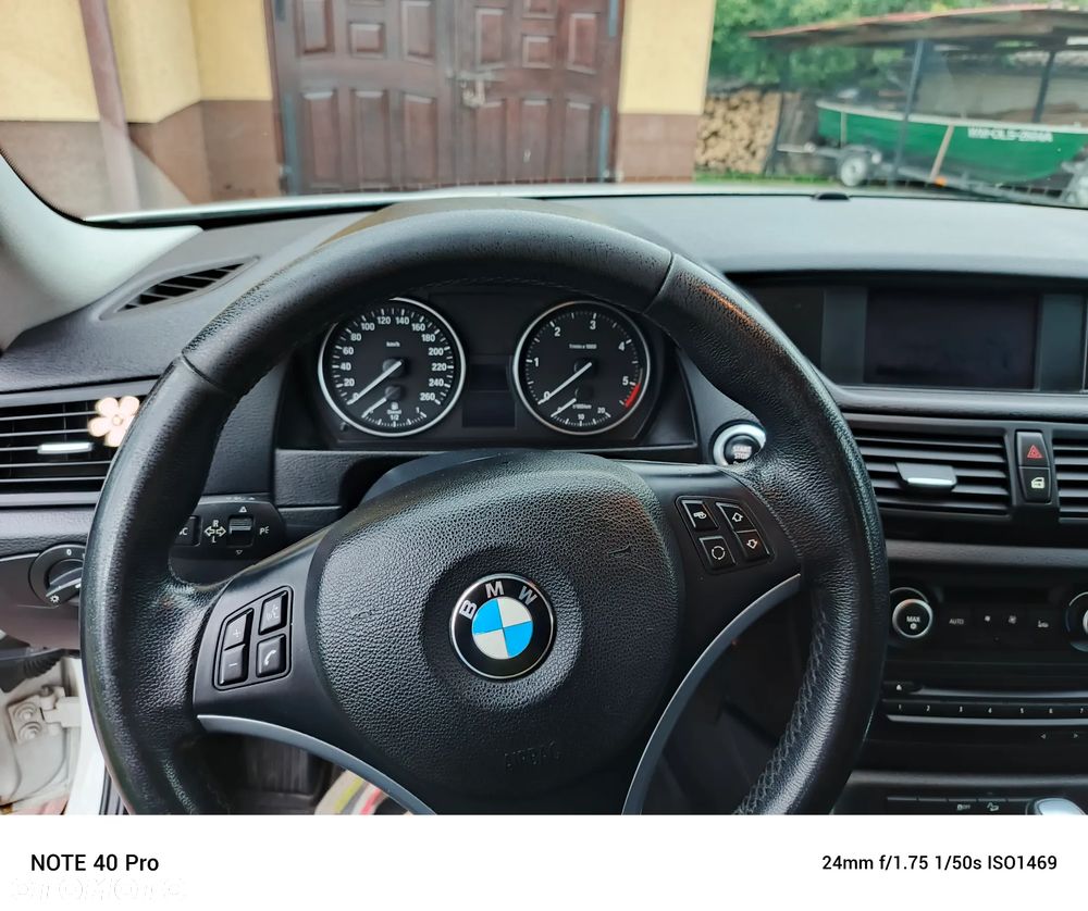 BMW X1 xDrive18d - 9