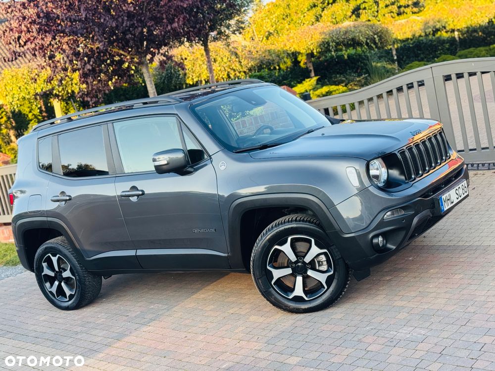 Jeep Renegade 1.3 T-GDI 4xe PLUG-IN Hybrid Automatik Trailhawk - 24