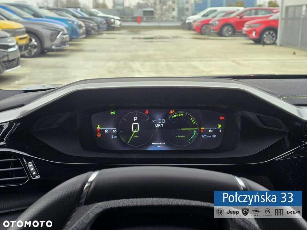 Peugeot 408 - 21