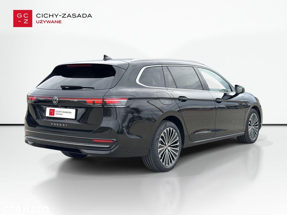 Volkswagen Passat Variant 2.0 TDI EVO Elegance DSG - 6