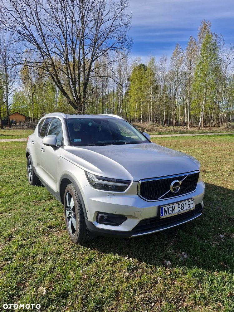 Volvo XC 40 D4 AWD Geartronic Momentum Pro - 1