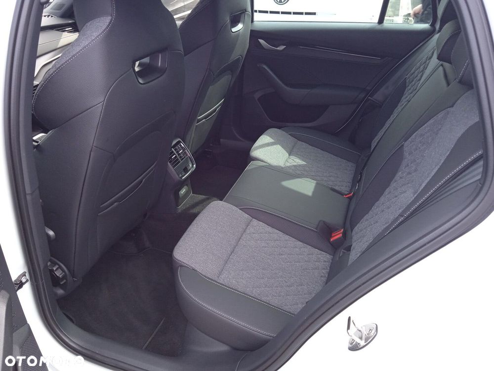 Skoda Octavia 2.0 TDI Sportline DSG - 15