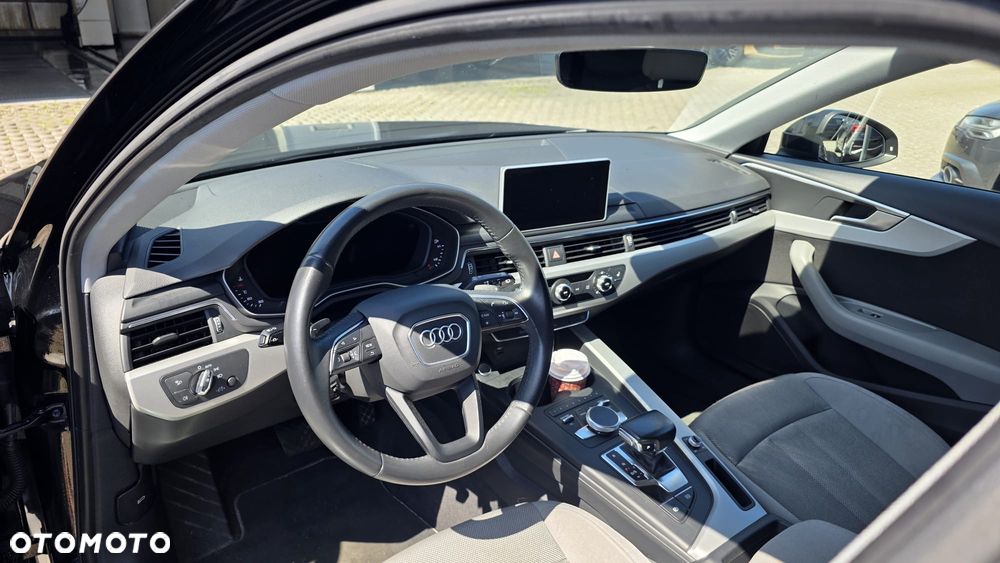Audi A4 Avant 35 TDI Sport S tronic - 5